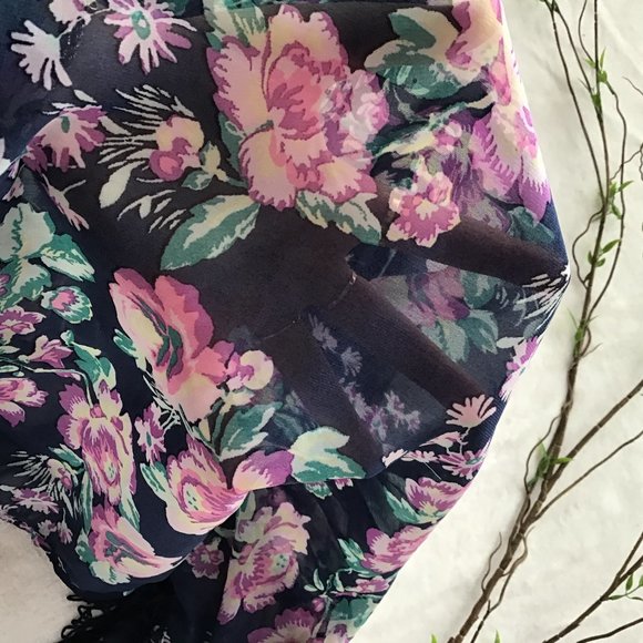 Floral Fringed Sheer Kimono Cardigan - Picture 3 of 6